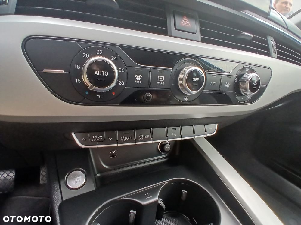 Audi A4 Avant 30 TDI mHEV Advanced S tronic - 37