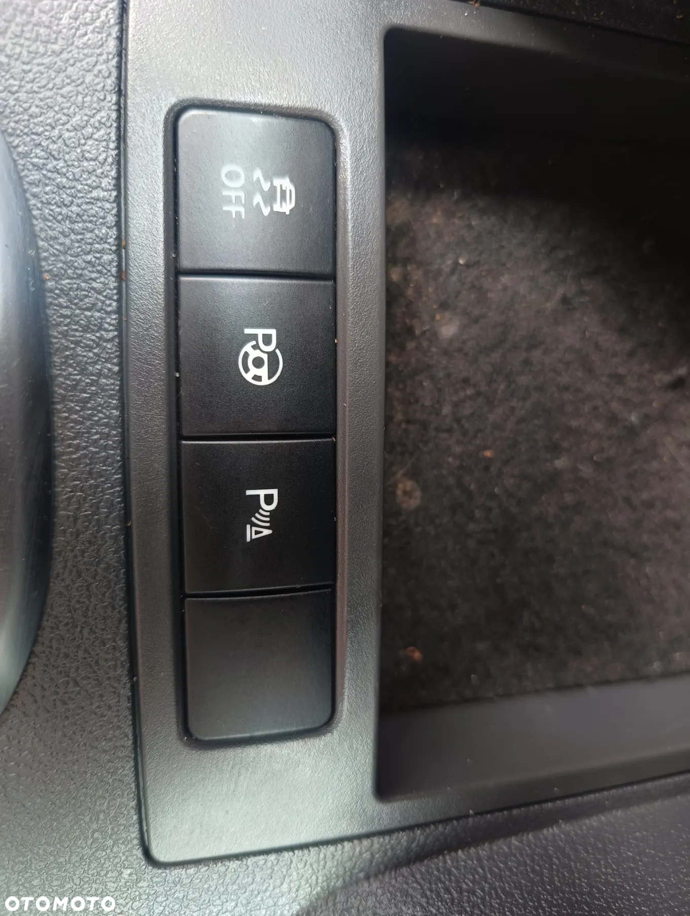 Volkswagen Caddy 2.0 TDI Comfortline DSG - 8