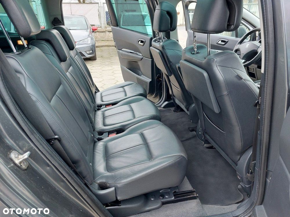 Peugeot 5008 - 14
