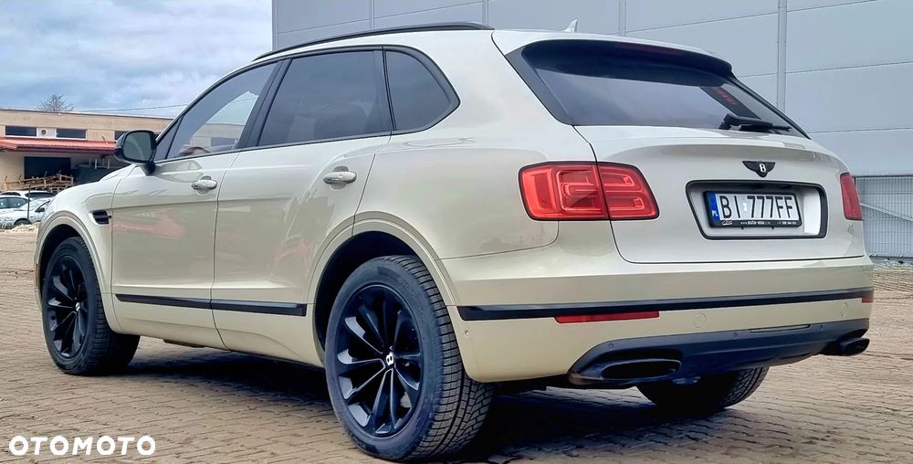 Bentley Bentayga W12 - 10
