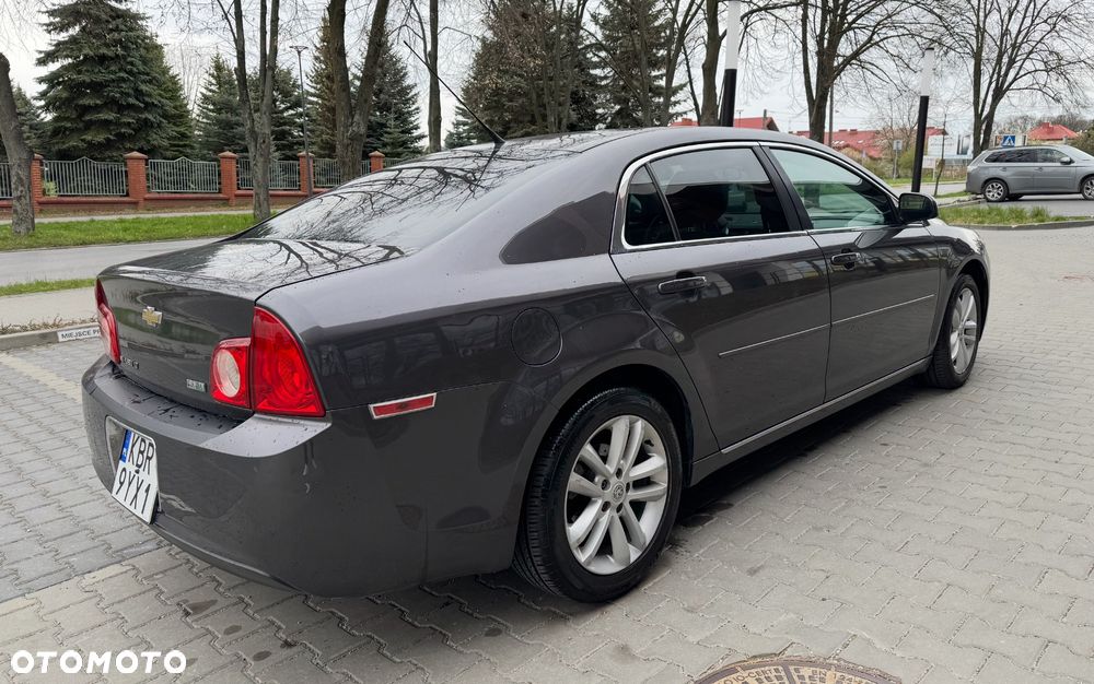 Chevrolet Malibu - 5