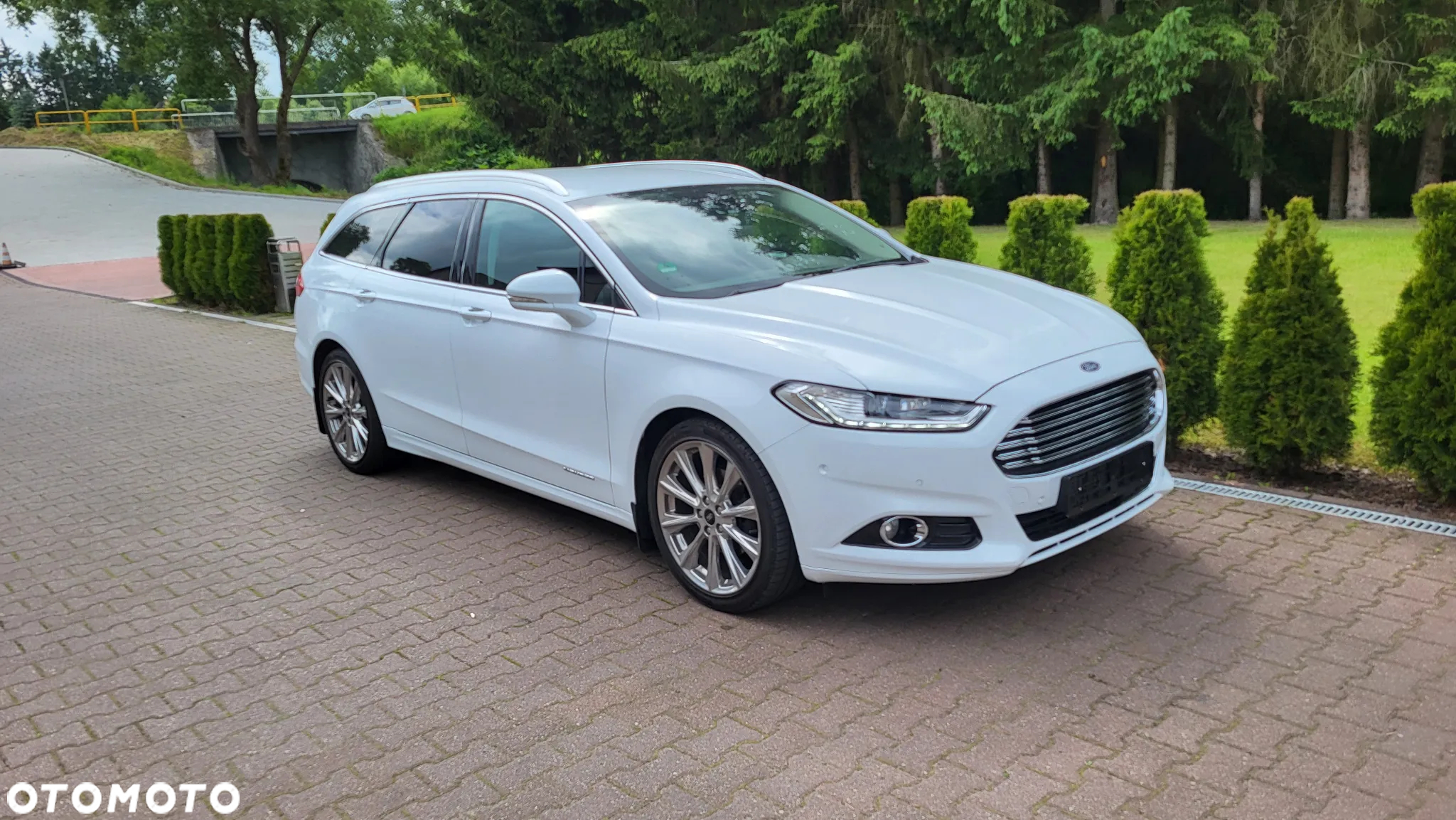 Ford Mondeo 2.0 TDCi Titanium - 4