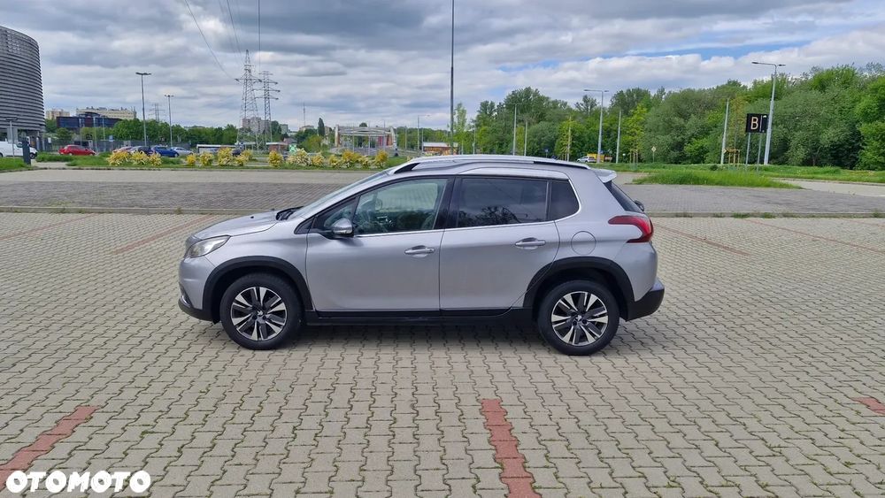 Peugeot 2008 1.6 BlueHDi Allure - 4