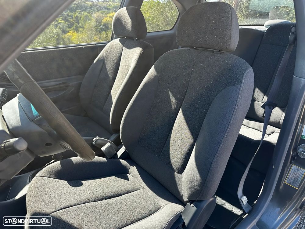 Hyundai Accent 1.3 Charme - 3