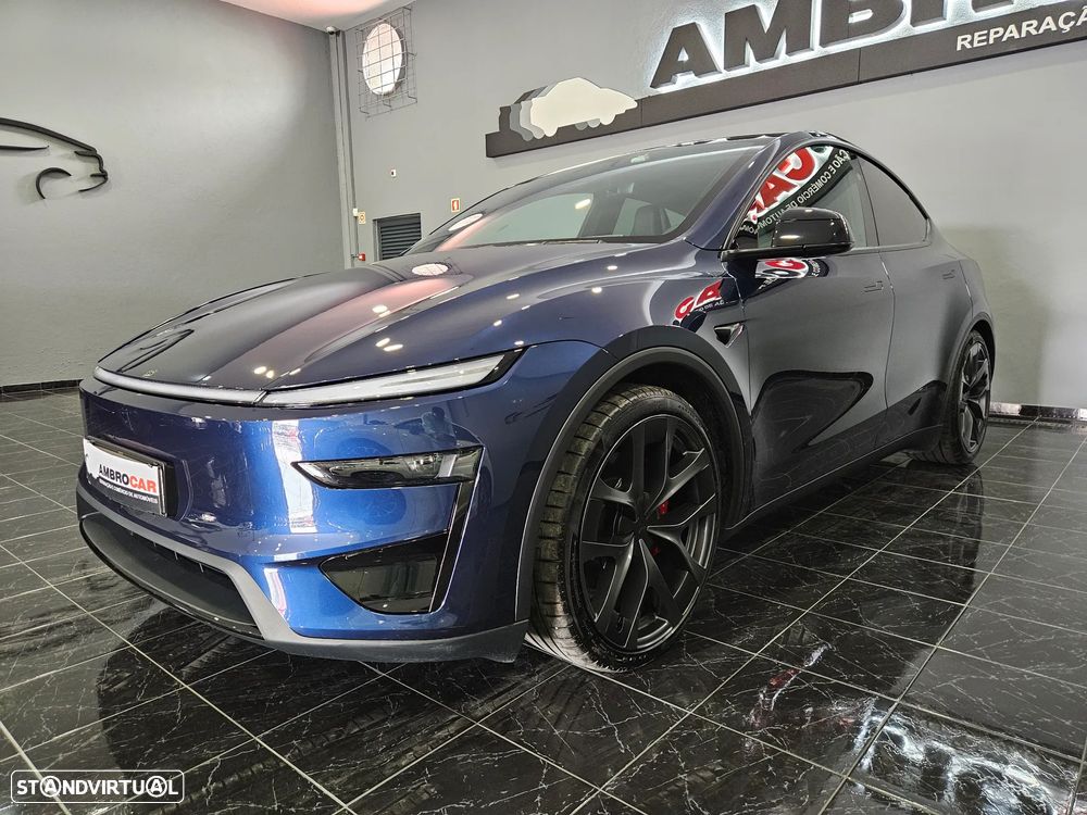 Tesla Model Y Performance Tração Integral - 9