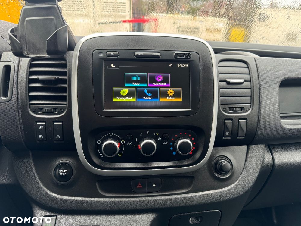 Renault Trafic - 23