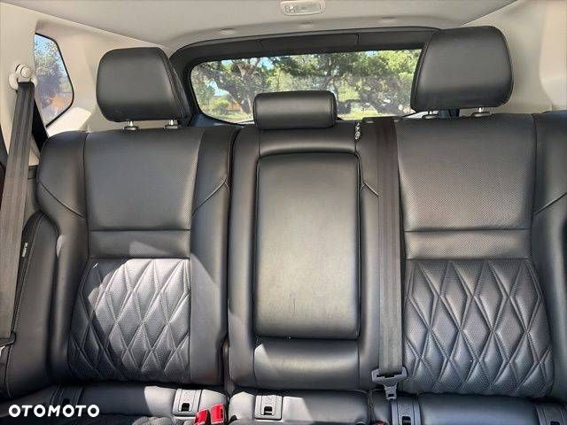 Nissan Rogue - 18