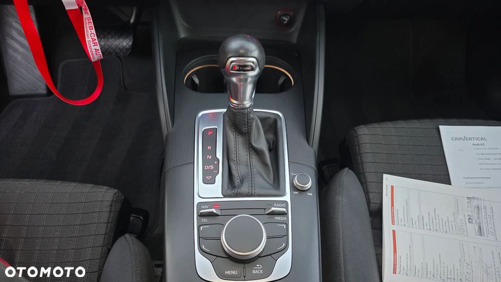 Audi A3 Sportback 2.0 TDI S tronic S line Sportpaket - 21