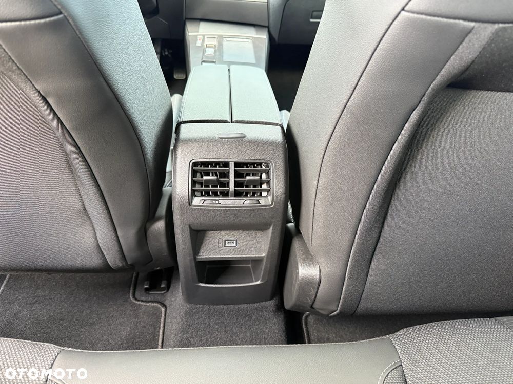 Opel Astra 1.2 T mHEV Ultimate eDTC - 26