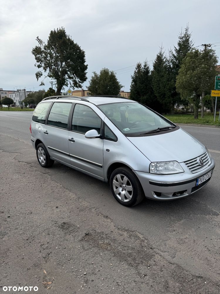 Volkswagen Sharan 1.9 TDI Comfortline - 3
