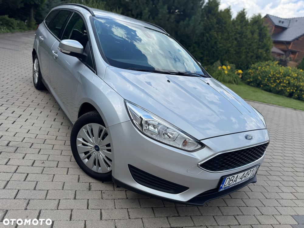 Ford Focus 1.0 EcoBoost Titanium - 17