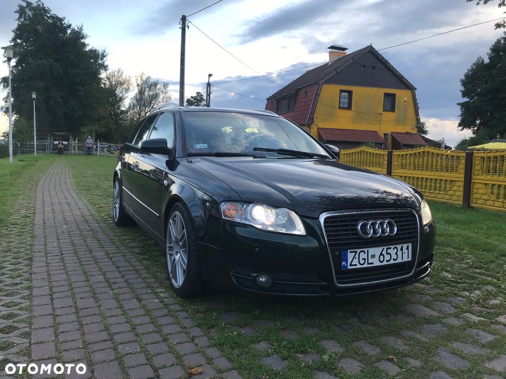 Audi A4 Avant - 1