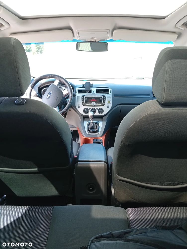 Ford Kuga - 11