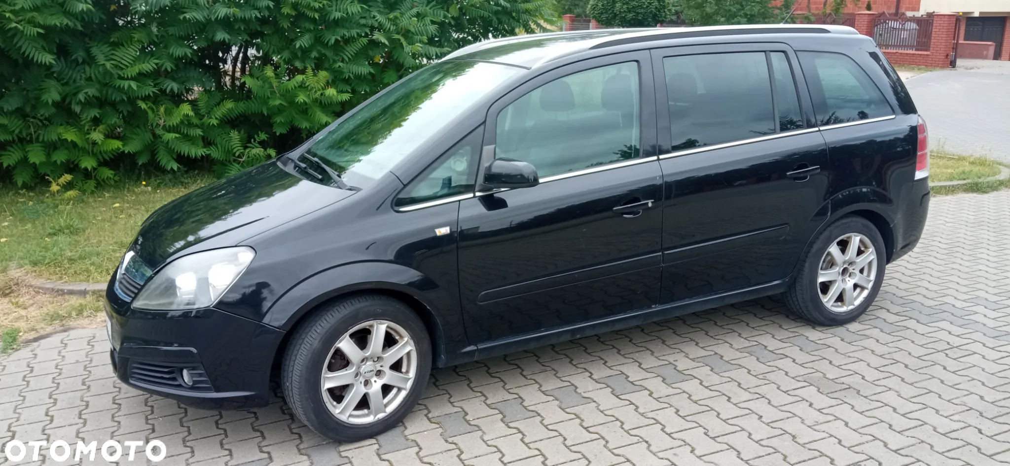 Opel Zafira 1.8 - 3