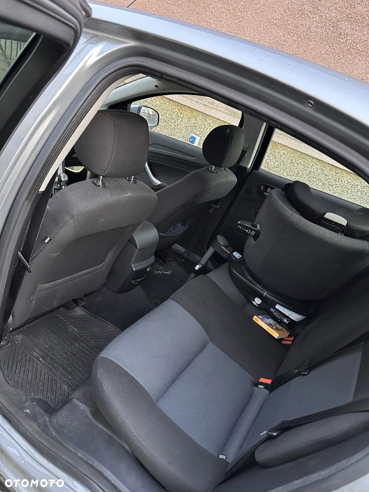 Ford Mondeo 2.0 Trend - 4