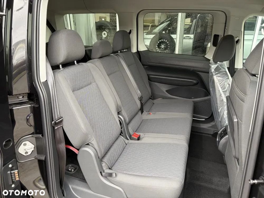Volkswagen Caddy Maxi 2.0 TDI DSG - 11