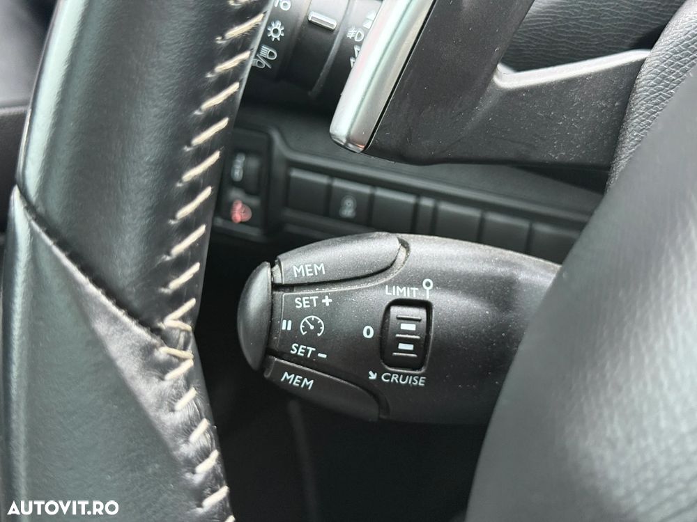 Peugeot 308 1.5 BlueHDi FAP STT EAT8 Allure Pack - 31