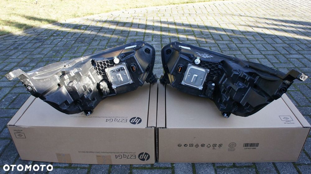 PRZEDNIA LEWA PRAWA LAMPA RENAULT TRAFIC III LIFT IV FULL LED - 16