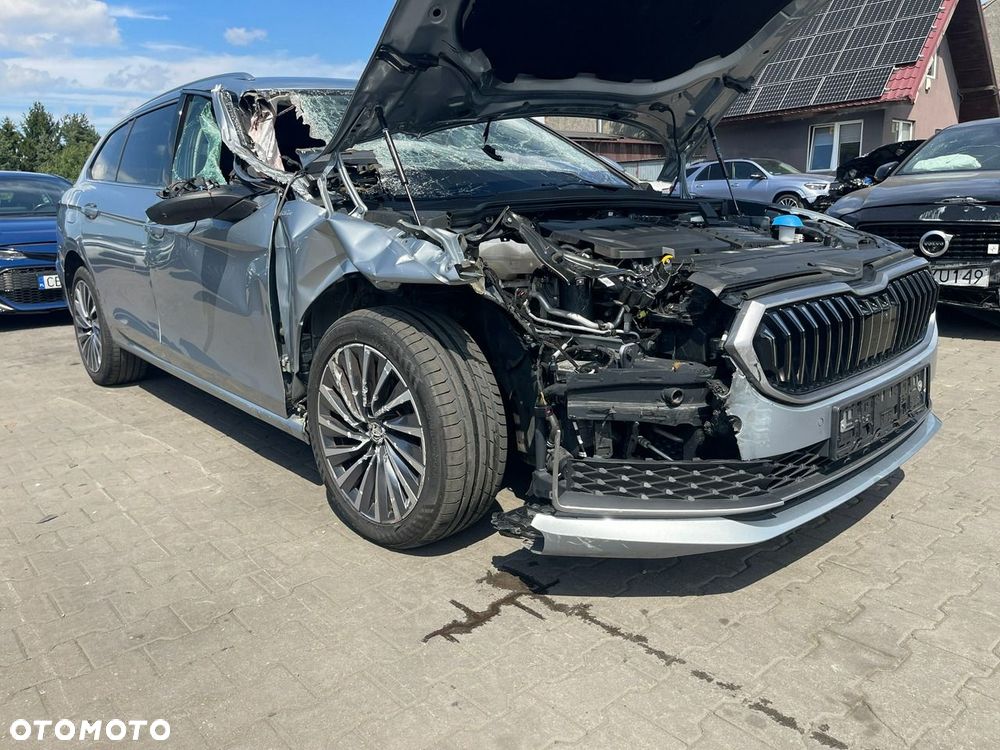 Skoda Superb 2.0 TDI SCR 4x4 L&K DSG - 3