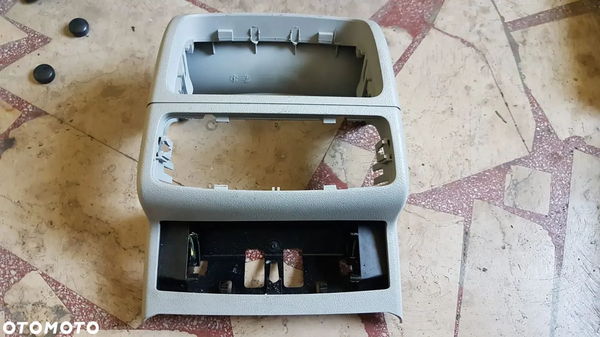 OSŁONA RAMKA TUNELU TYŁ AUDI A6 C7 4G0919565 - 1