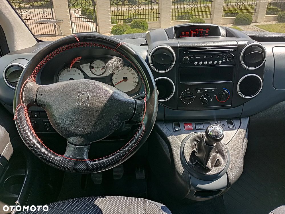 Peugeot Partner 90 Family - 27