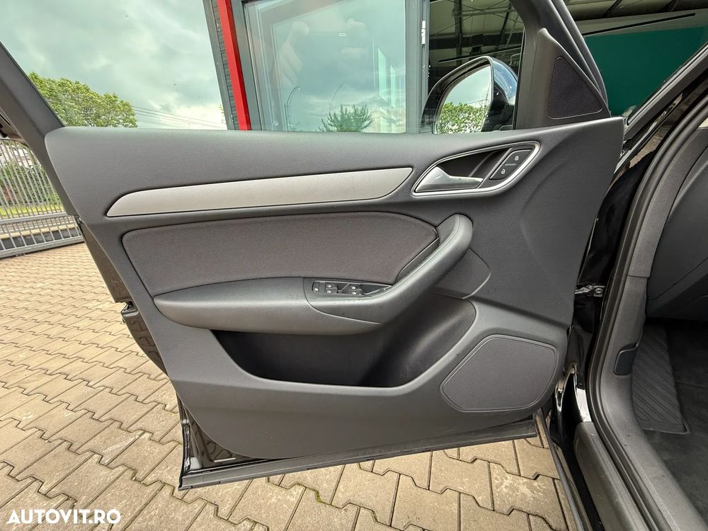 Audi Q3 2.0 TDI Quattro S tronic - 31