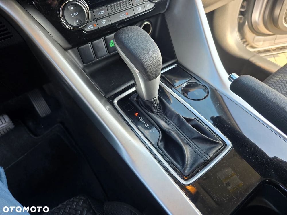Mitsubishi Eclipse Cross - 32