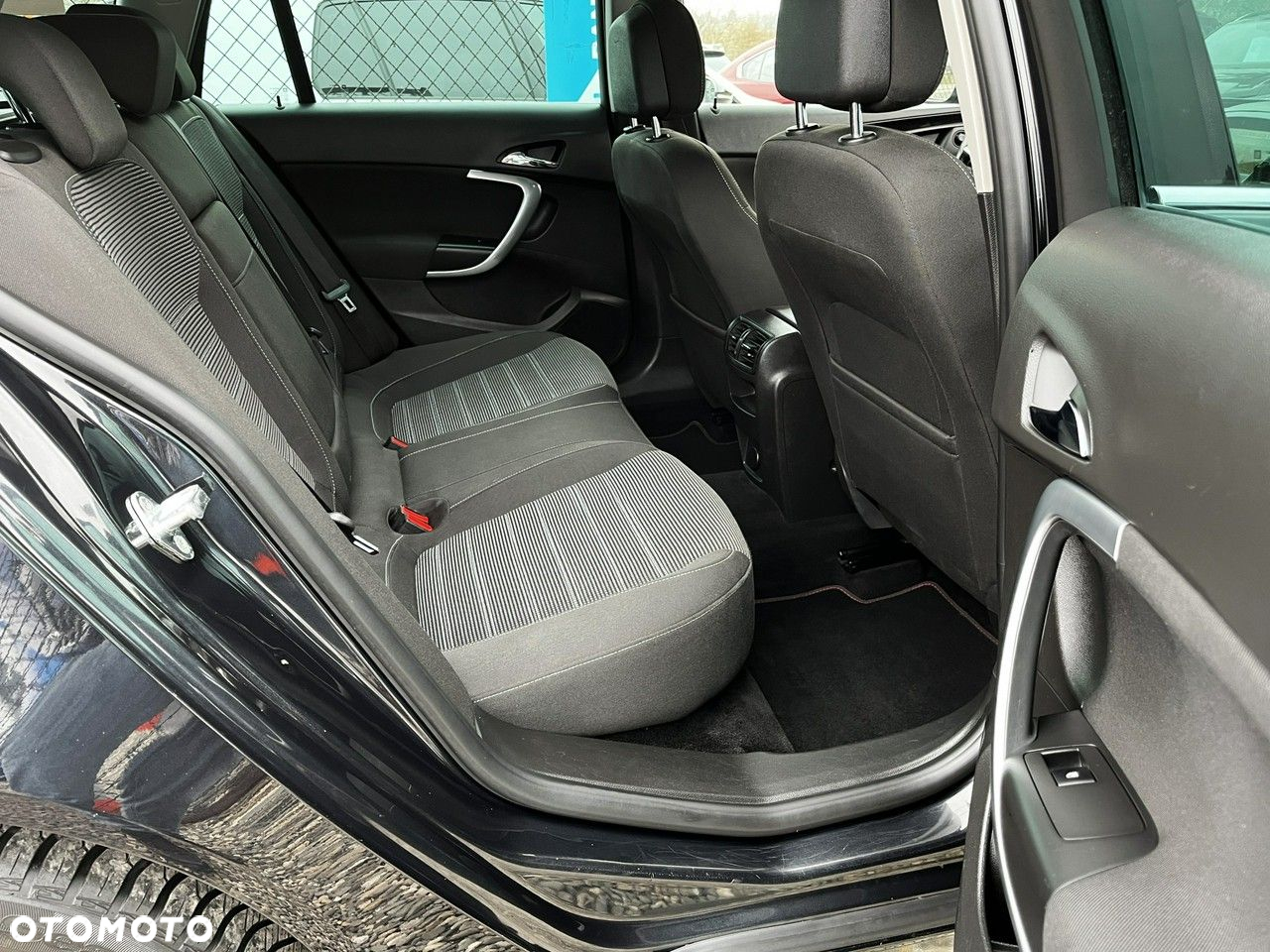 Opel Insignia 1.4 Turbo Sports Tourer ecoFLEXStart/Stop - 32