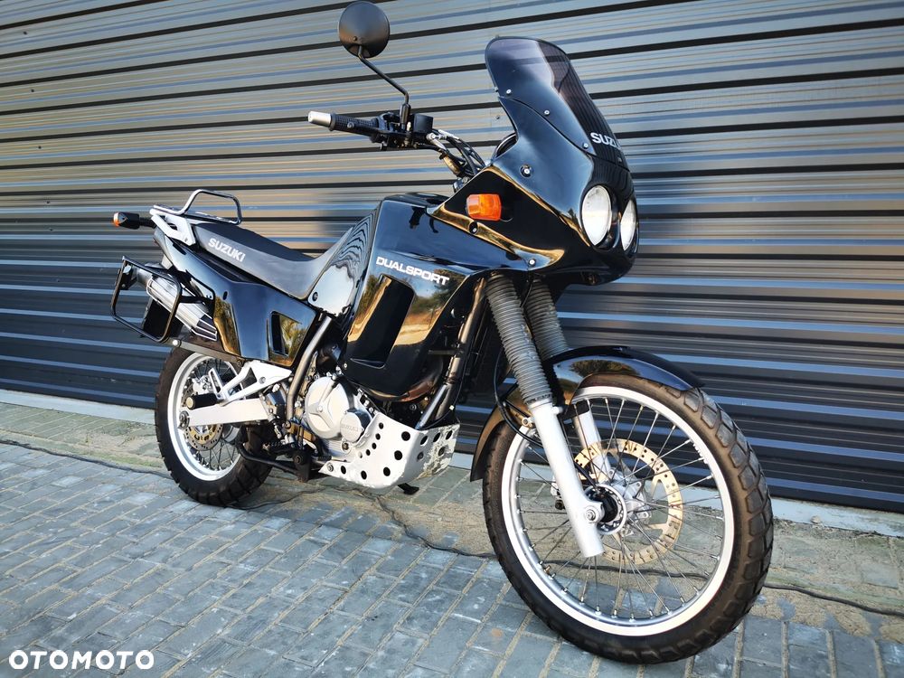 Suzuki DR - 25