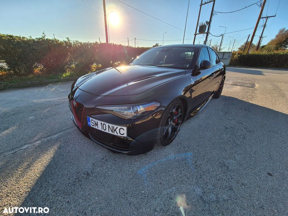 Alfa Romeo Giulia 2.9 V6 Bi-Turbo AT8 Quadrifoglio - 21