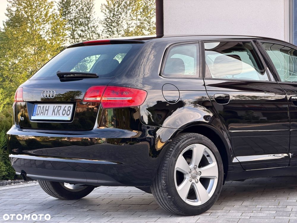 Audi A3 Sportback 1.6 Ambition - 14
