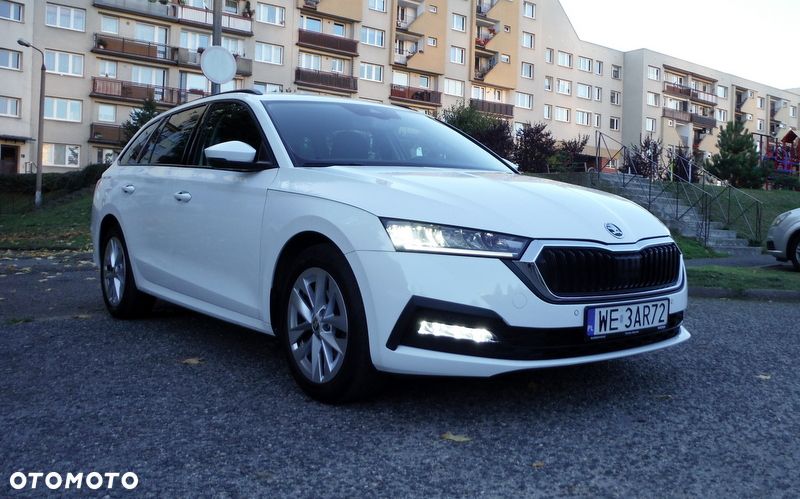 Skoda Octavia 2023 photo 3