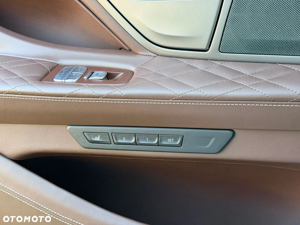 BMW Seria 7 - 4