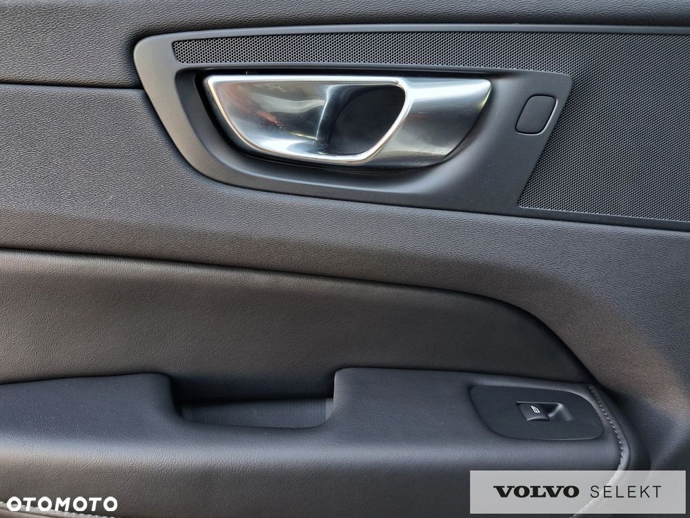 Volvo XC 60 - 30