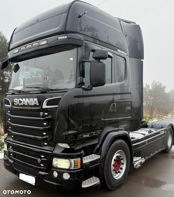 Scania R520 V8 TOPLINE STREAMLINE AUTOMAT RETARDER BEZ EGR FULLSPOJLERY KLIMA WEBASTO XENONY LED LODÓWKA TYŁ NA 4-PODUSZKACH NOWE TACHO!!! SERWISOWANA EURO 6 2015r ŁADNA - 4