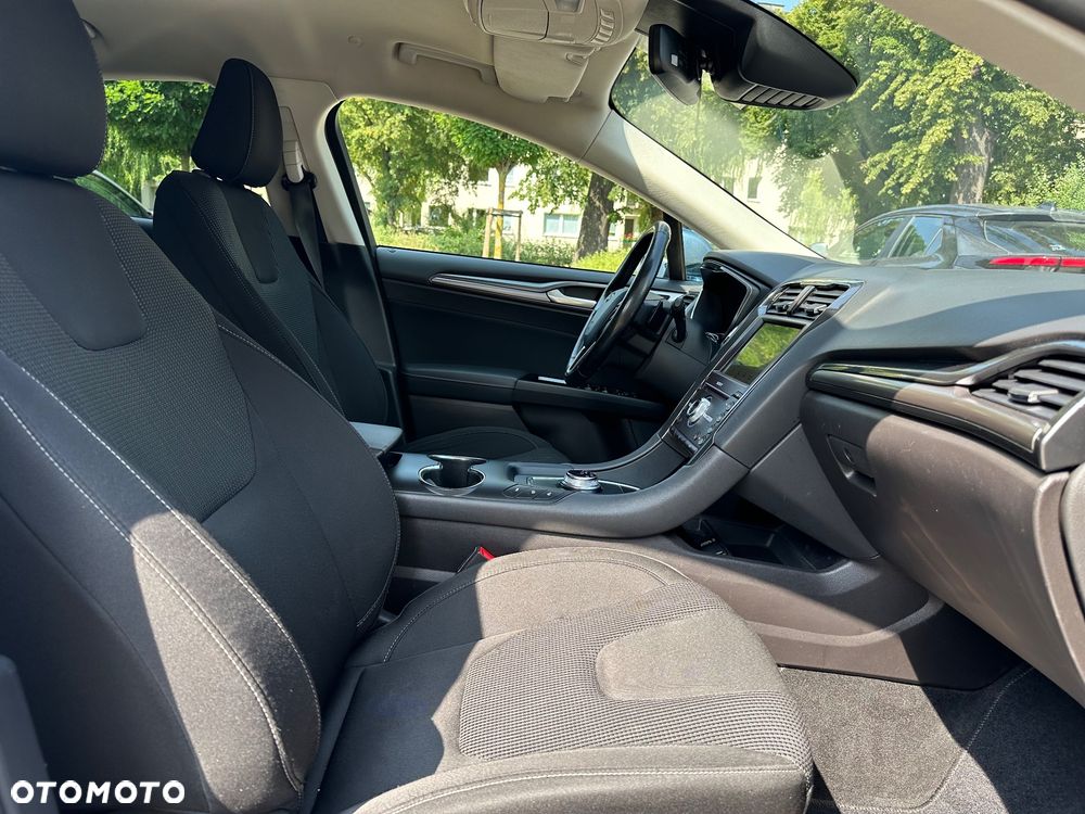 Ford Mondeo 2.0 EcoBlue Titanium - 19