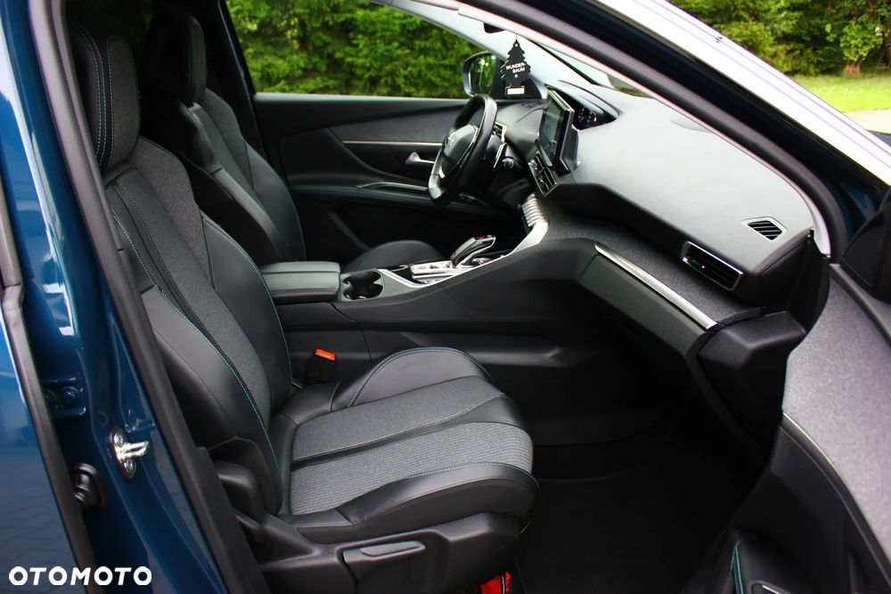 Peugeot 5008 1.5 BlueHDi Allure S&S EAT8 - 38