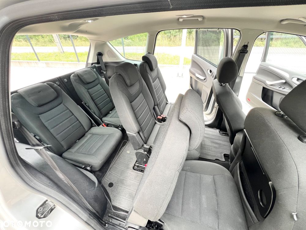 Ford S-Max 2.0 TDCi DPF Champions Edition - 17
