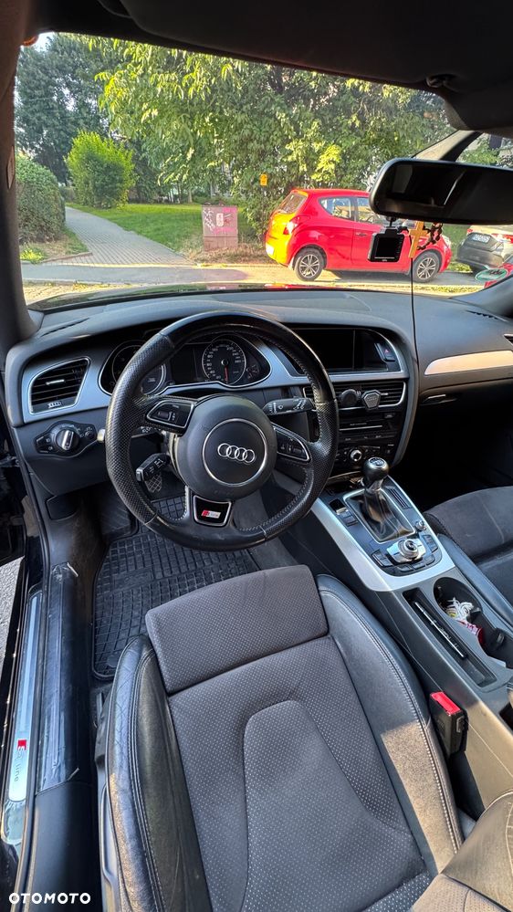 Audi A4 Avant 2.0 TDI - 19