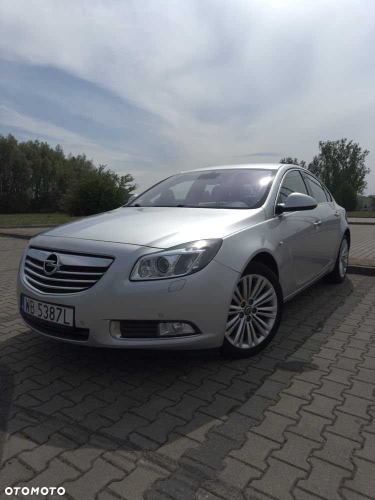 Opel Insignia 2.0 T Cosmo - 1