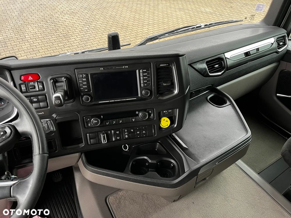 Scania R450 CAŁA NA PODUSZKACH FULL LED SERWISOWANA LODÓWKA DWA ZBIORNIKI PALIWA - 20