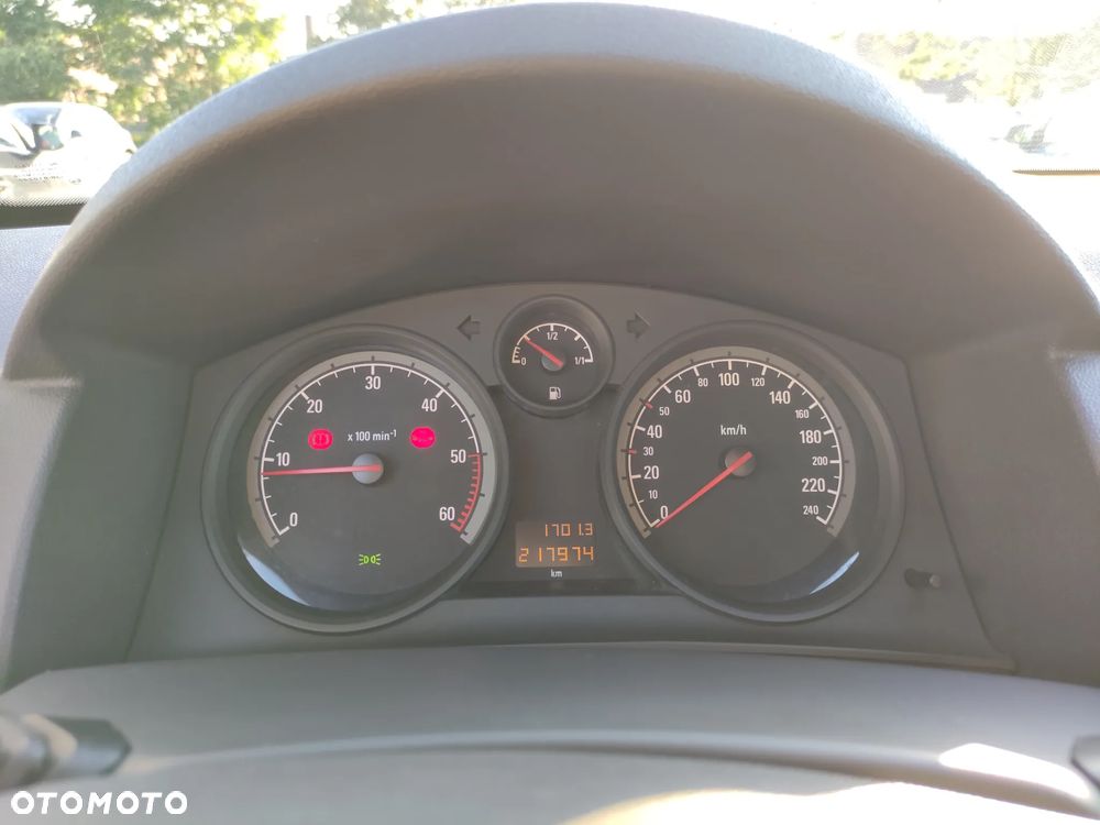 Opel Astra 1.7 CDTI Essentia - 21