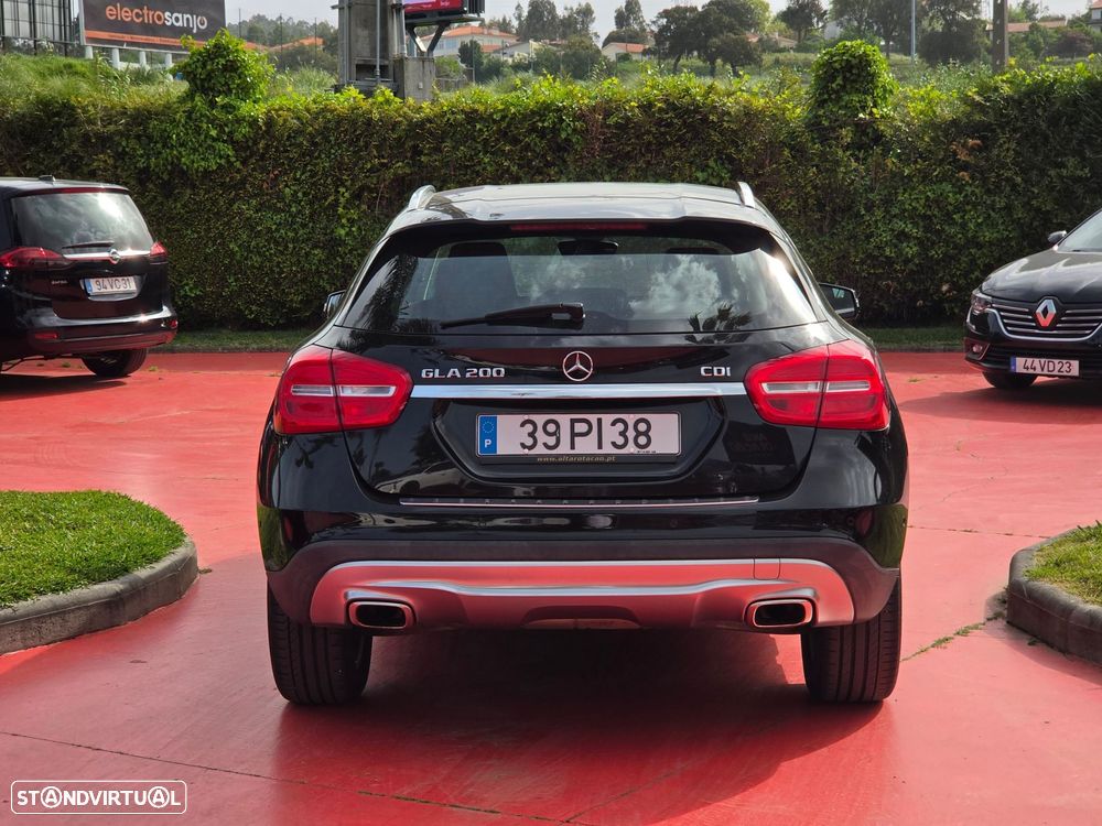 Mercedes-Benz GLA 200 CDI Urban Aut. - 6