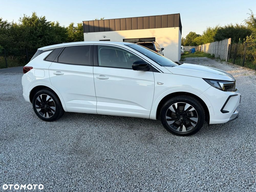 Opel Grandland 1.6 DI Automatik Business Elegance - 16