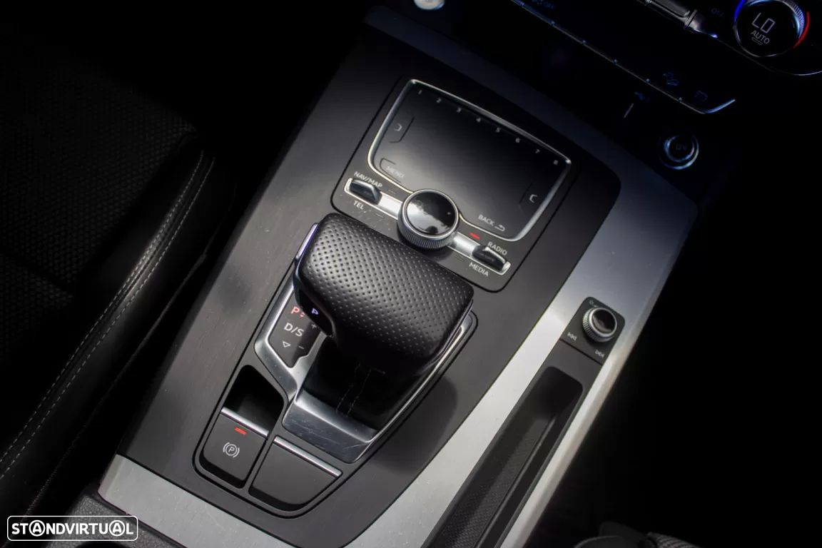 Audi Q5 3.0 TDi quattro S-line S-tronic - 18