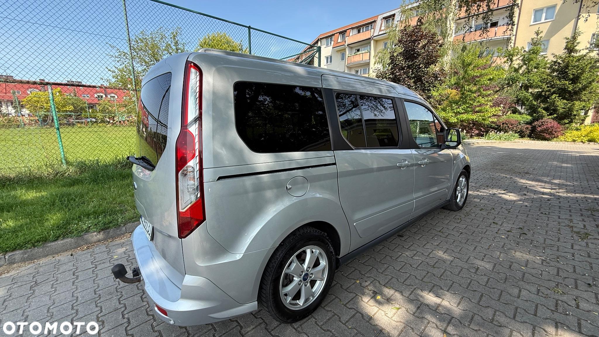 Ford Tourneo Connect 1.5 TDCi Titanium - 8