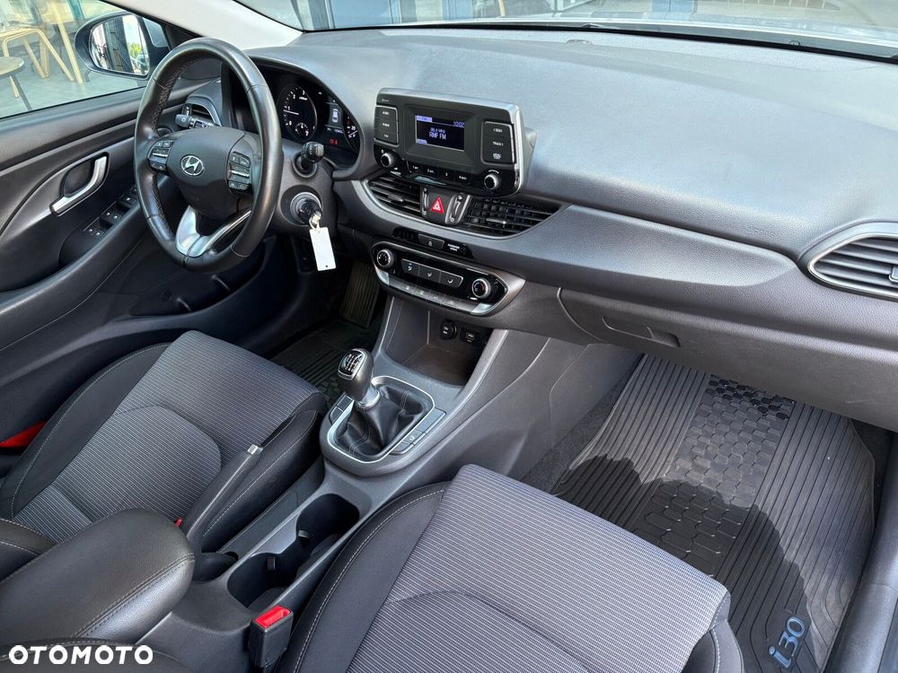 Hyundai i30 - 16