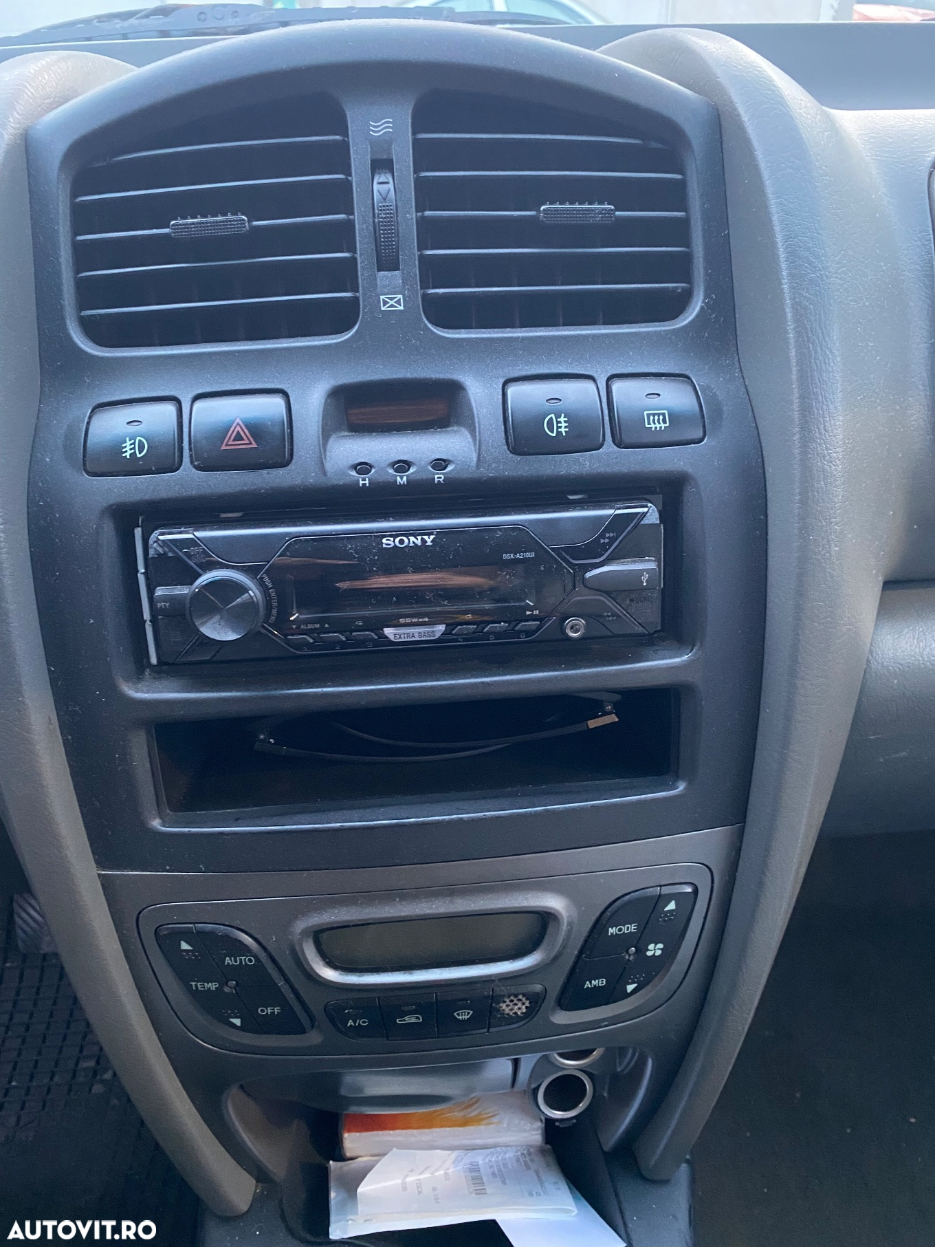 Hyundai Santa Fe - 4