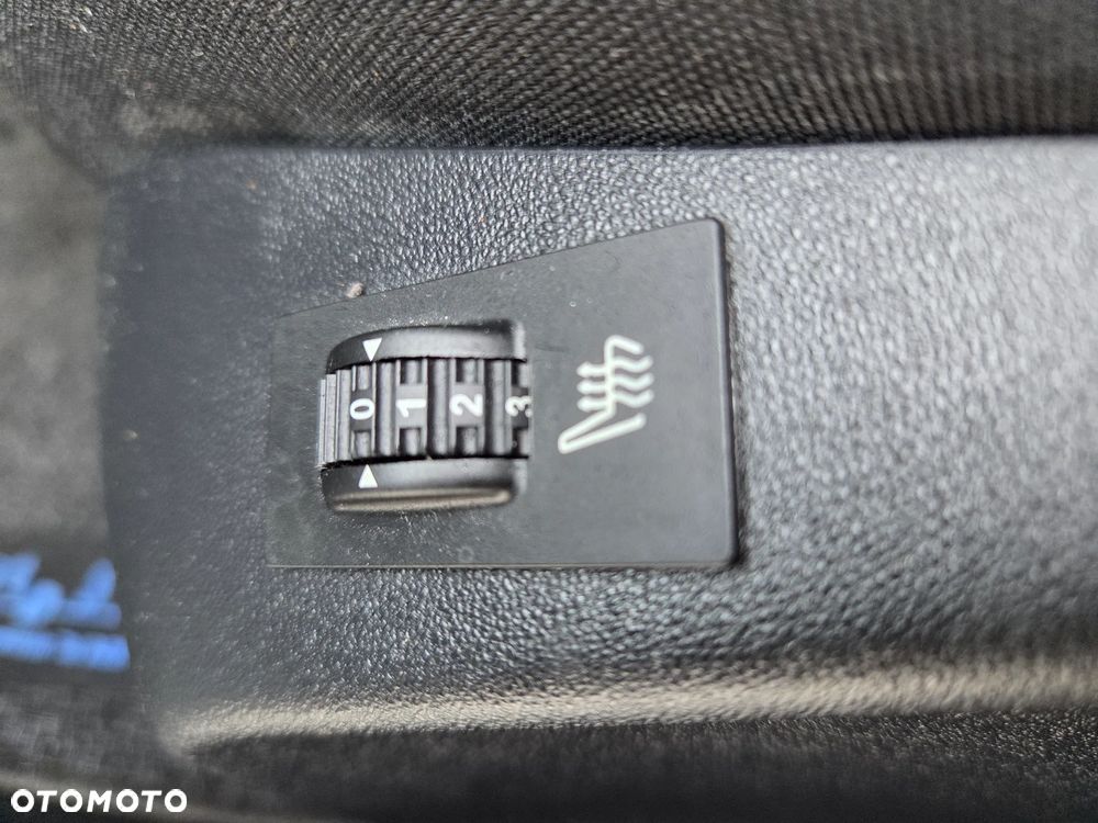 Peugeot 2008 Blue-HDi FAP 100 STOP & START Style - 27