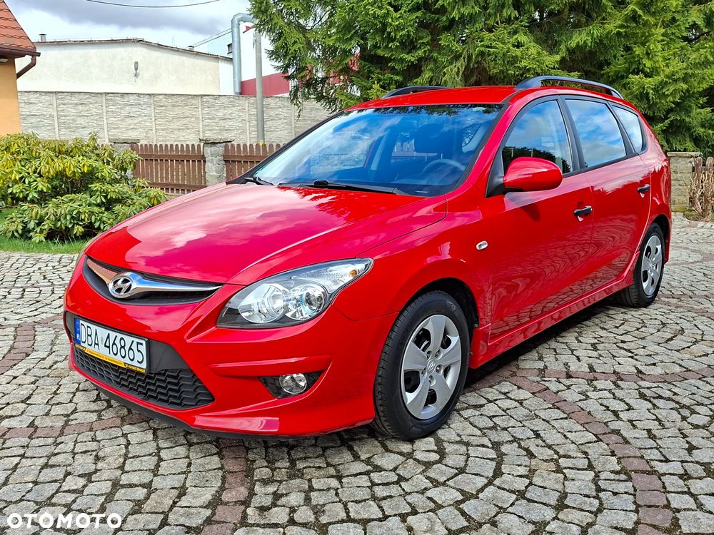 Hyundai i30 i30cw 1.4 Edition Plus - 1